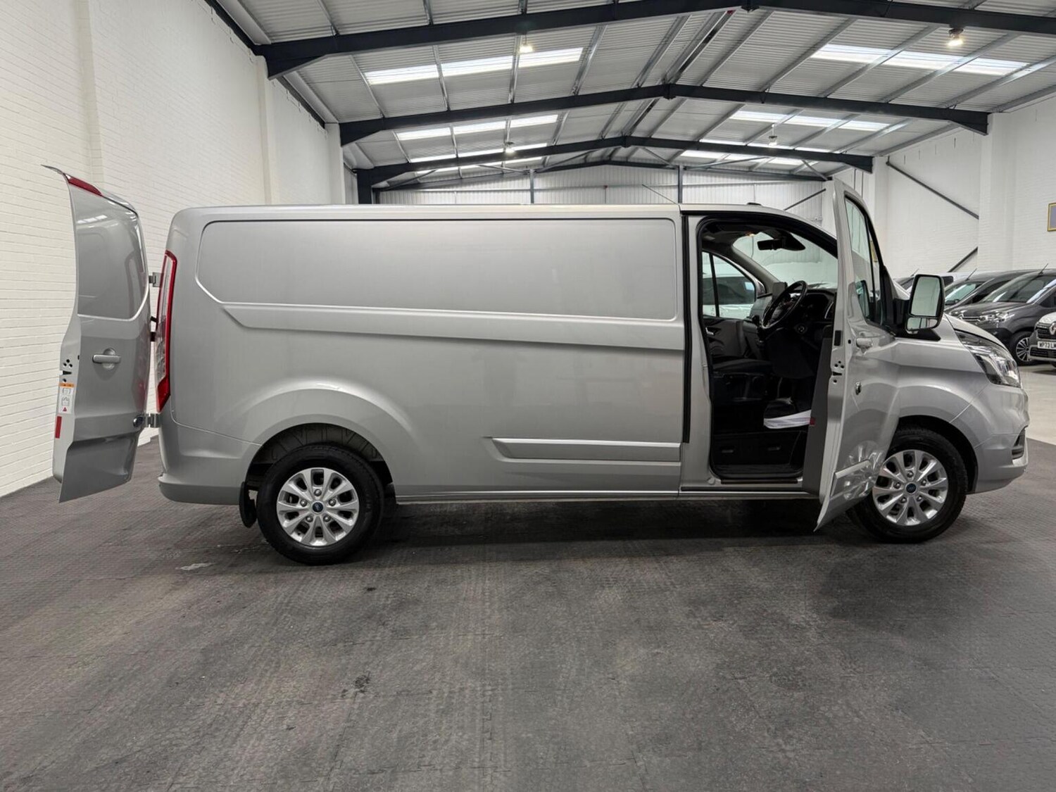 Used Ford Transit Custom 2023 for sale - 78102331: Photo 40