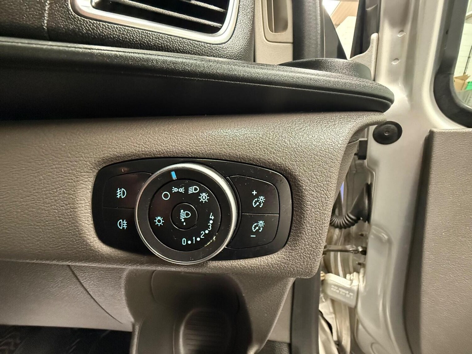 Used Ford Transit Custom 2023 for sale - 78102331: Photo 60