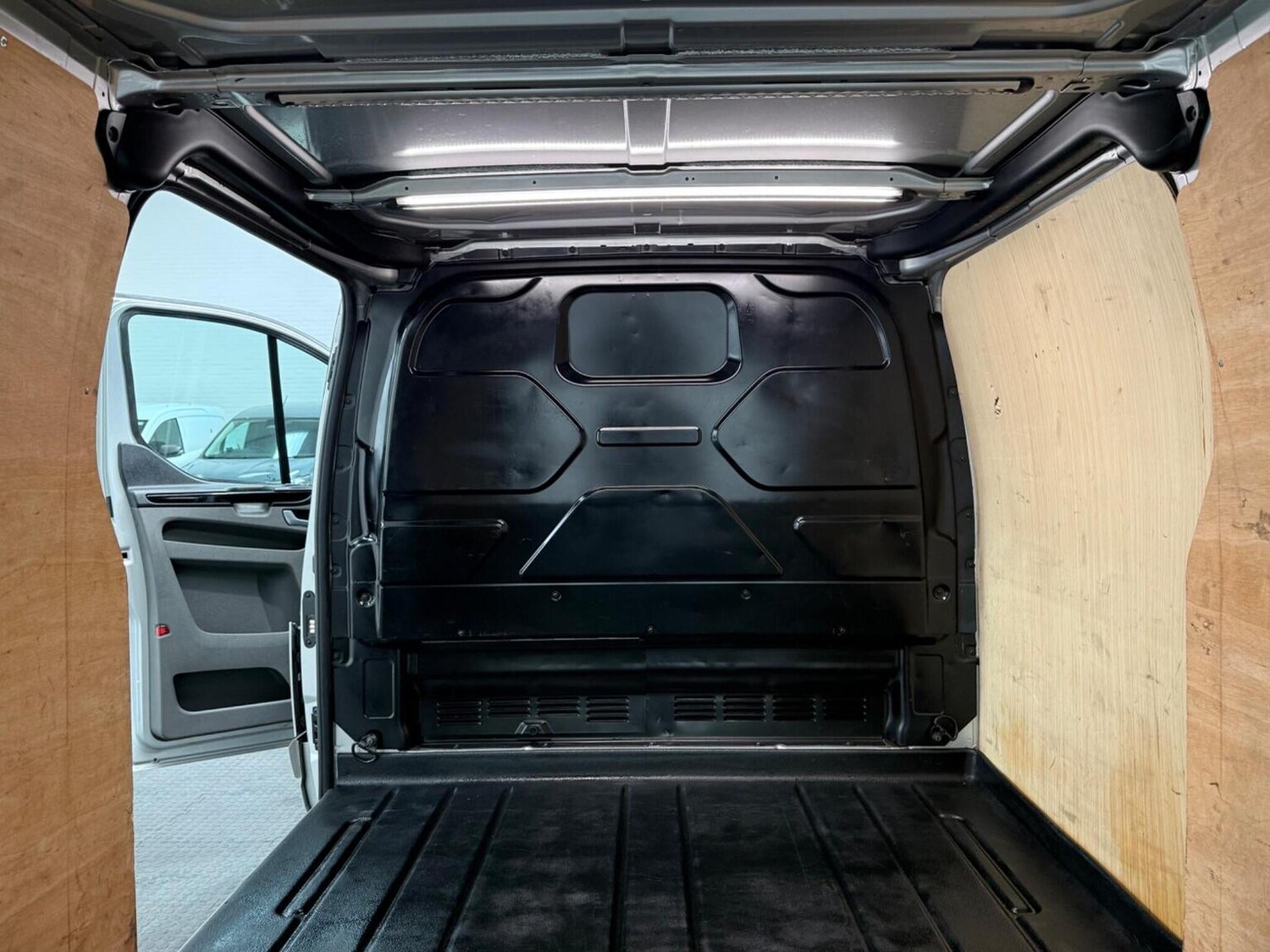 Used Ford Transit Custom 2023 for sale - 78102331: Photo 68