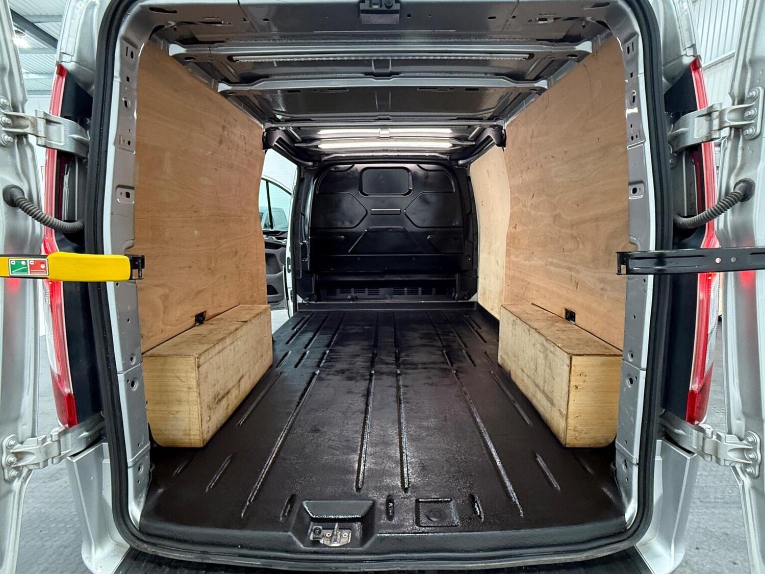 Used Ford Transit Custom 2023 for sale - 78102331: Photo 69