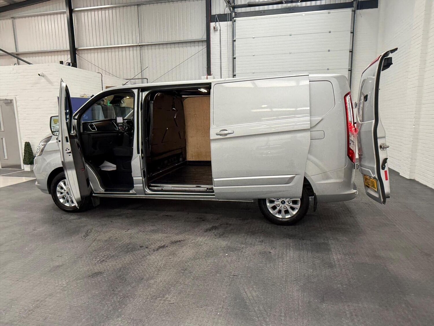 Used Ford Transit Custom 2023 for sale - 78102331: Photo 78