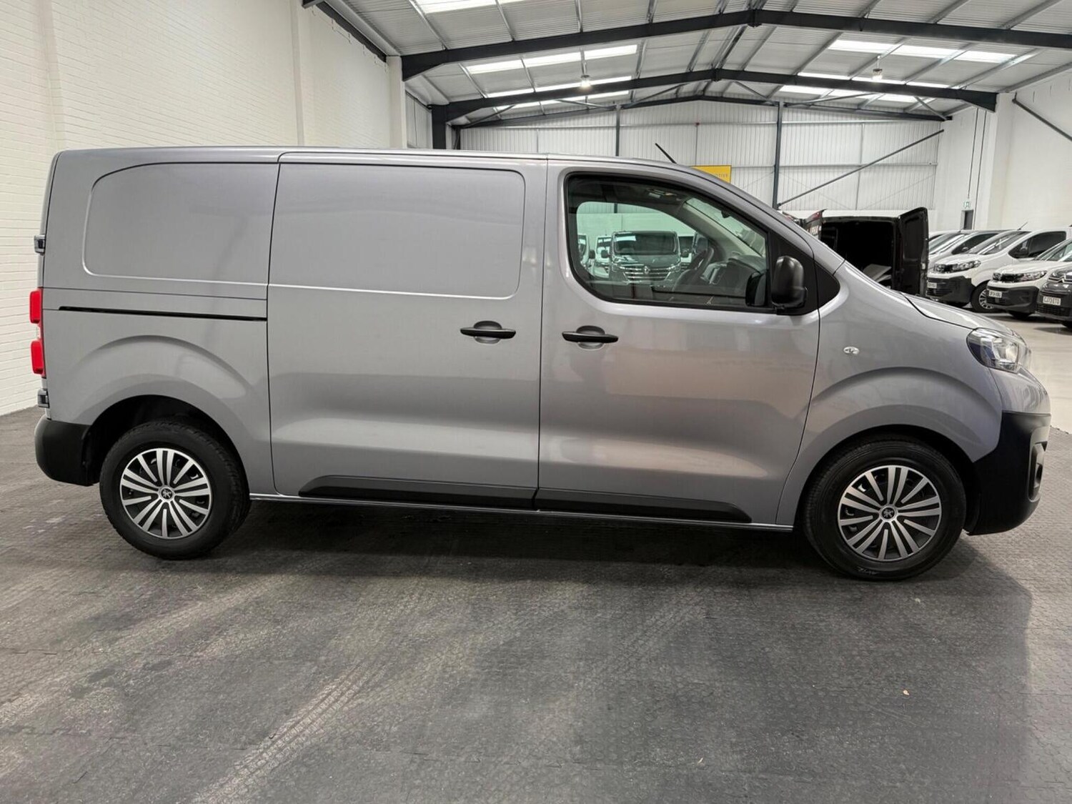 Used Peugeot Expert 2023 for sale - 78102342: Photo 11