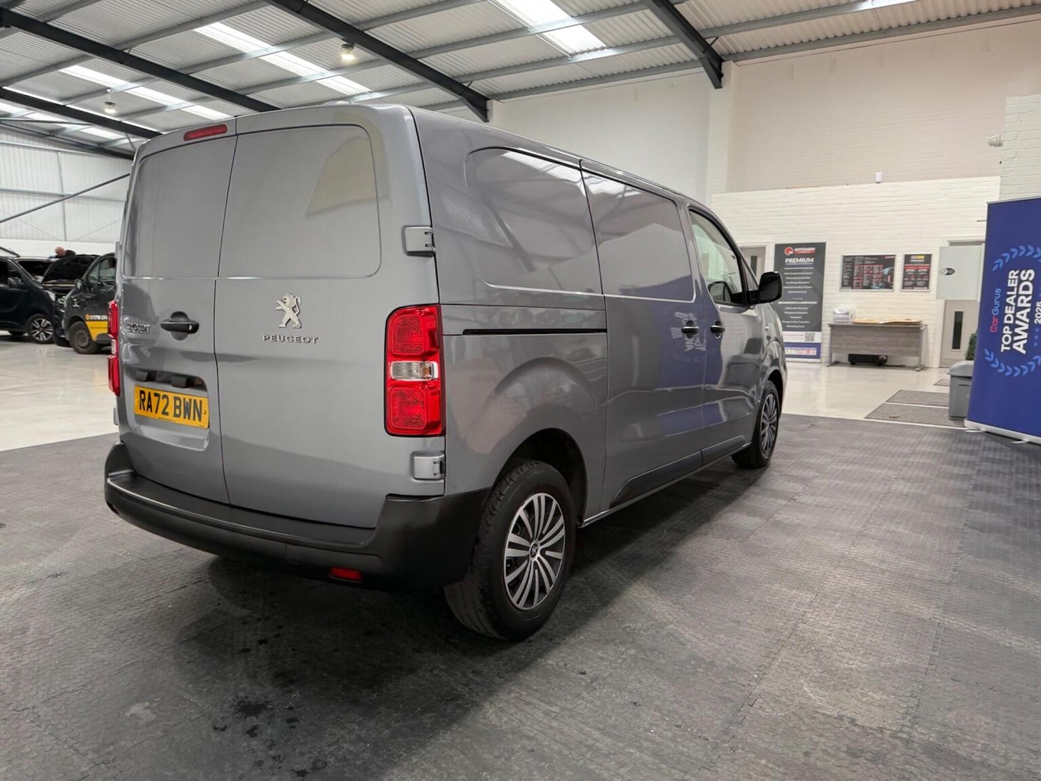 Used Peugeot Expert 2023 for sale - 78102342: Photo 14