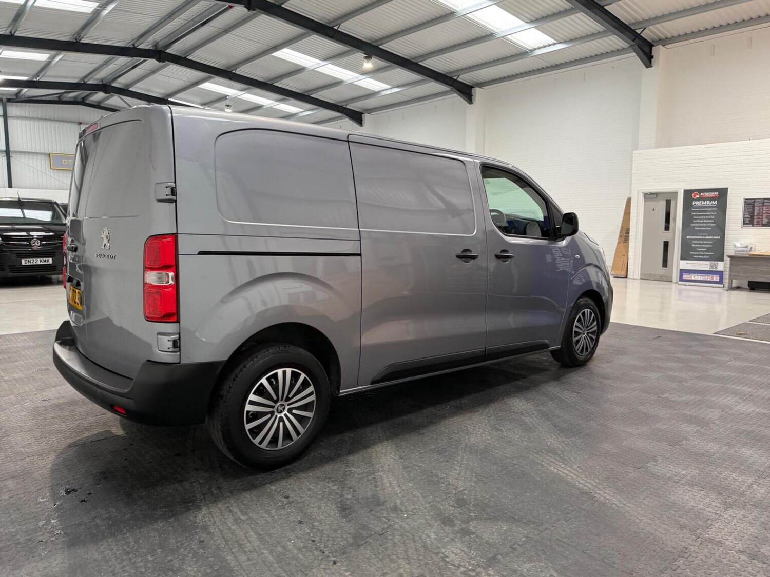 Used Peugeot Expert 2023 for sale - 78102342: Photo 15