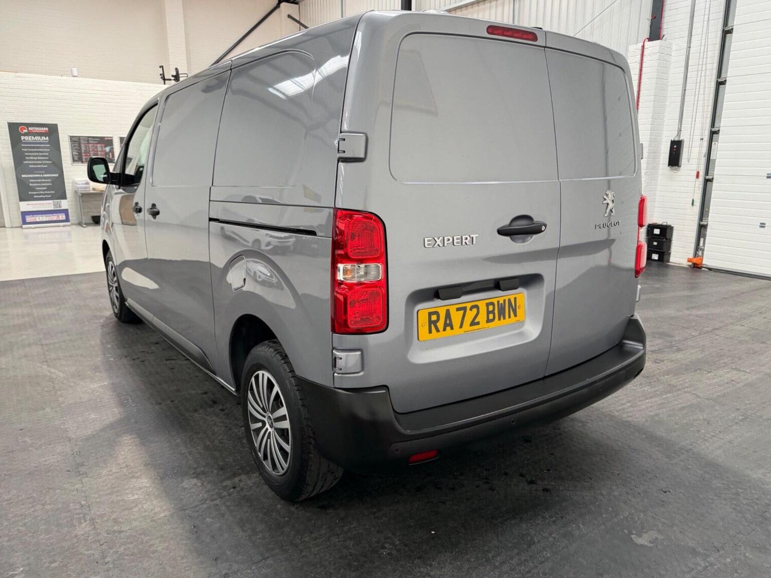 Used Peugeot Expert 2023 for sale - 78102342: Photo 18