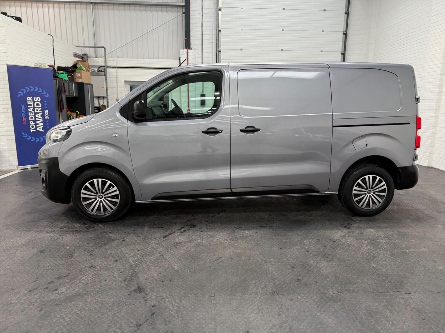 Used Peugeot Expert 2023 for sale - 78102342: Photo 25