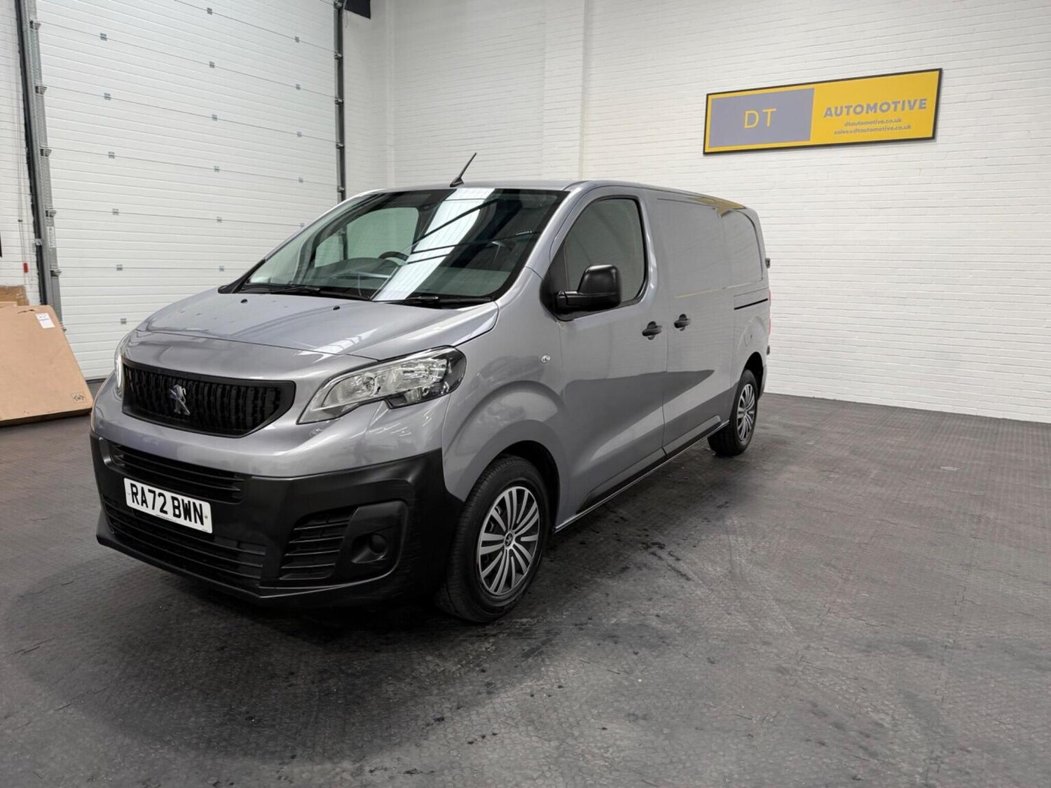 Used Peugeot Expert 2023 for sale - 78102342: Photo 29