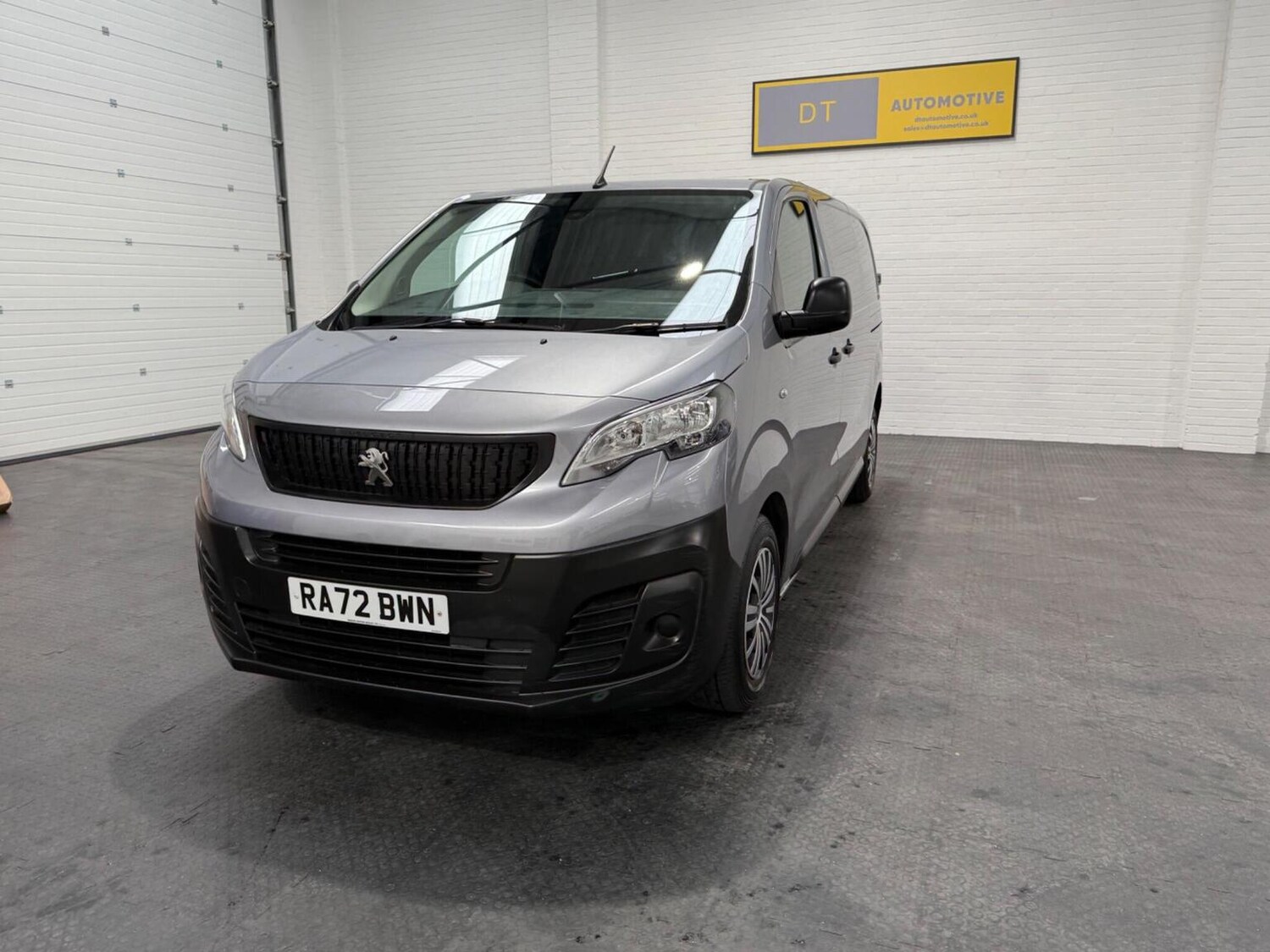 Used Peugeot Expert 2023 for sale - 78102342: Photo 30