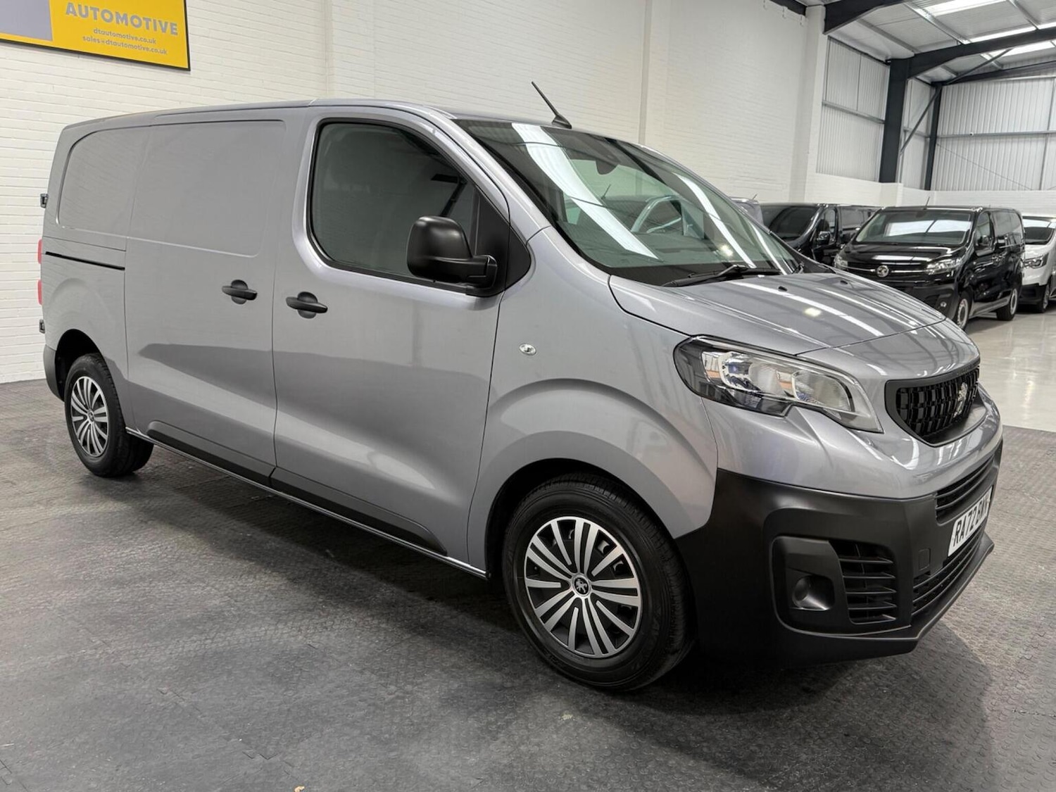 Used Peugeot Expert 2023 for sale - 78102342: Photo 6