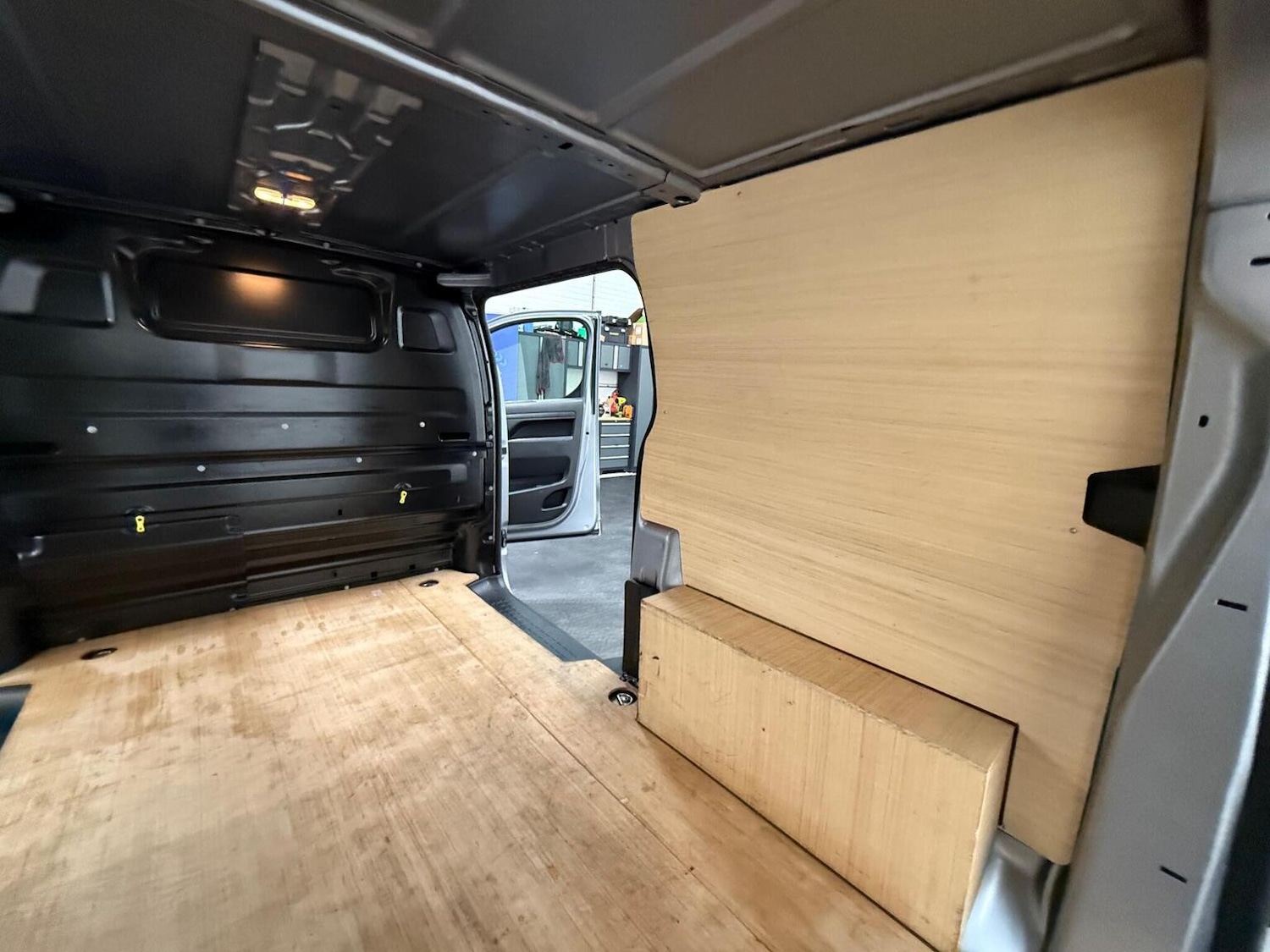 Used Peugeot Expert 2023 for sale - 78102342: Photo 66