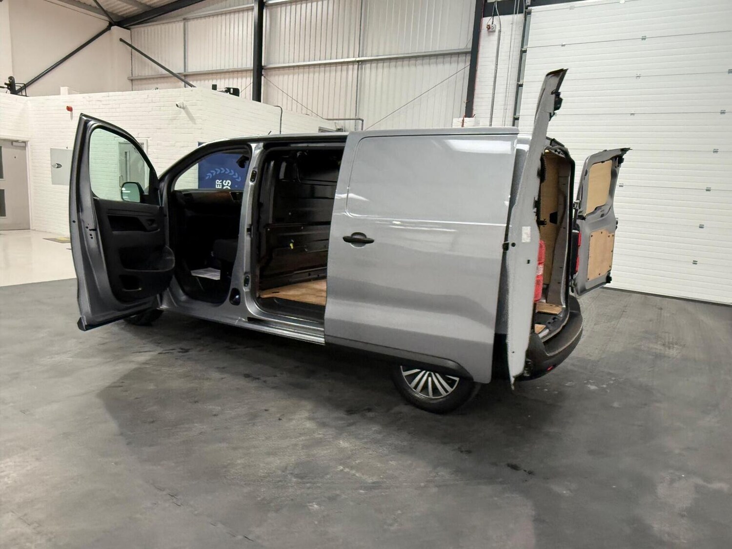 Used Peugeot Expert 2023 for sale - 78102342: Photo 72