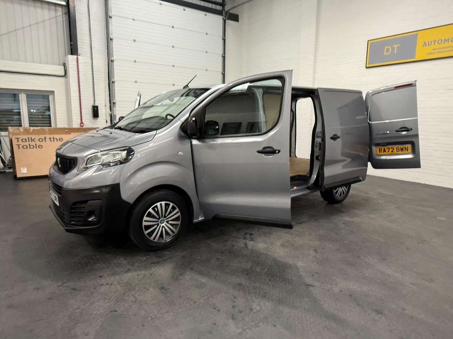 Used Peugeot Expert 2023 for sale - 78102342: Photo 94