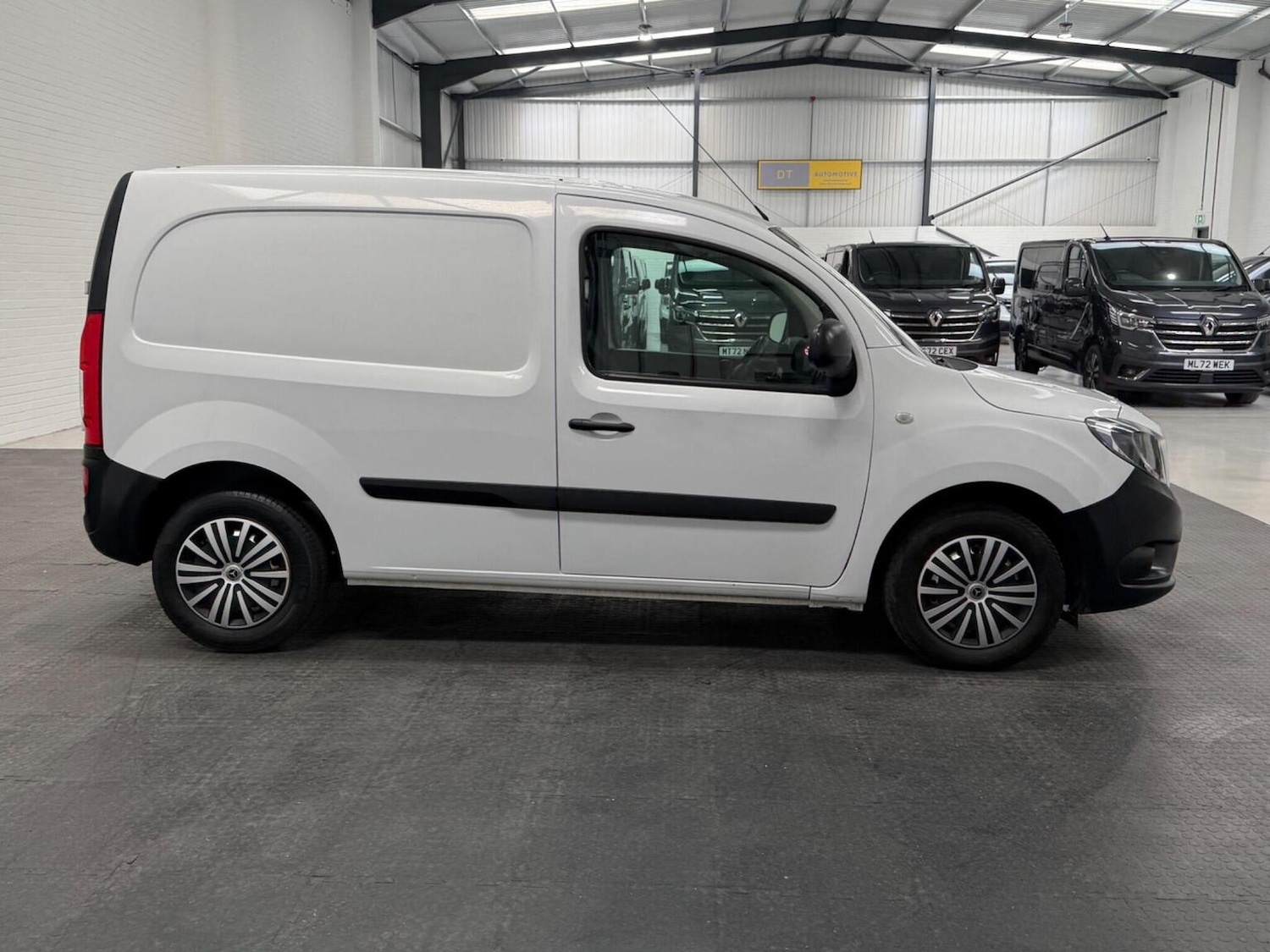 Used Mercedes-Benz Citan 2020 for sale - 78102345: Photo 11