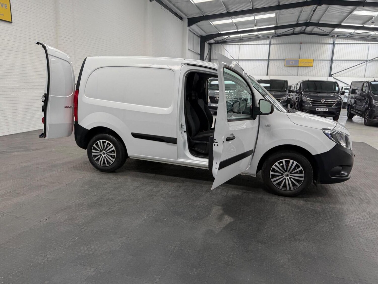 Used Mercedes-Benz Citan 2020 for sale - 78102345: Photo 33