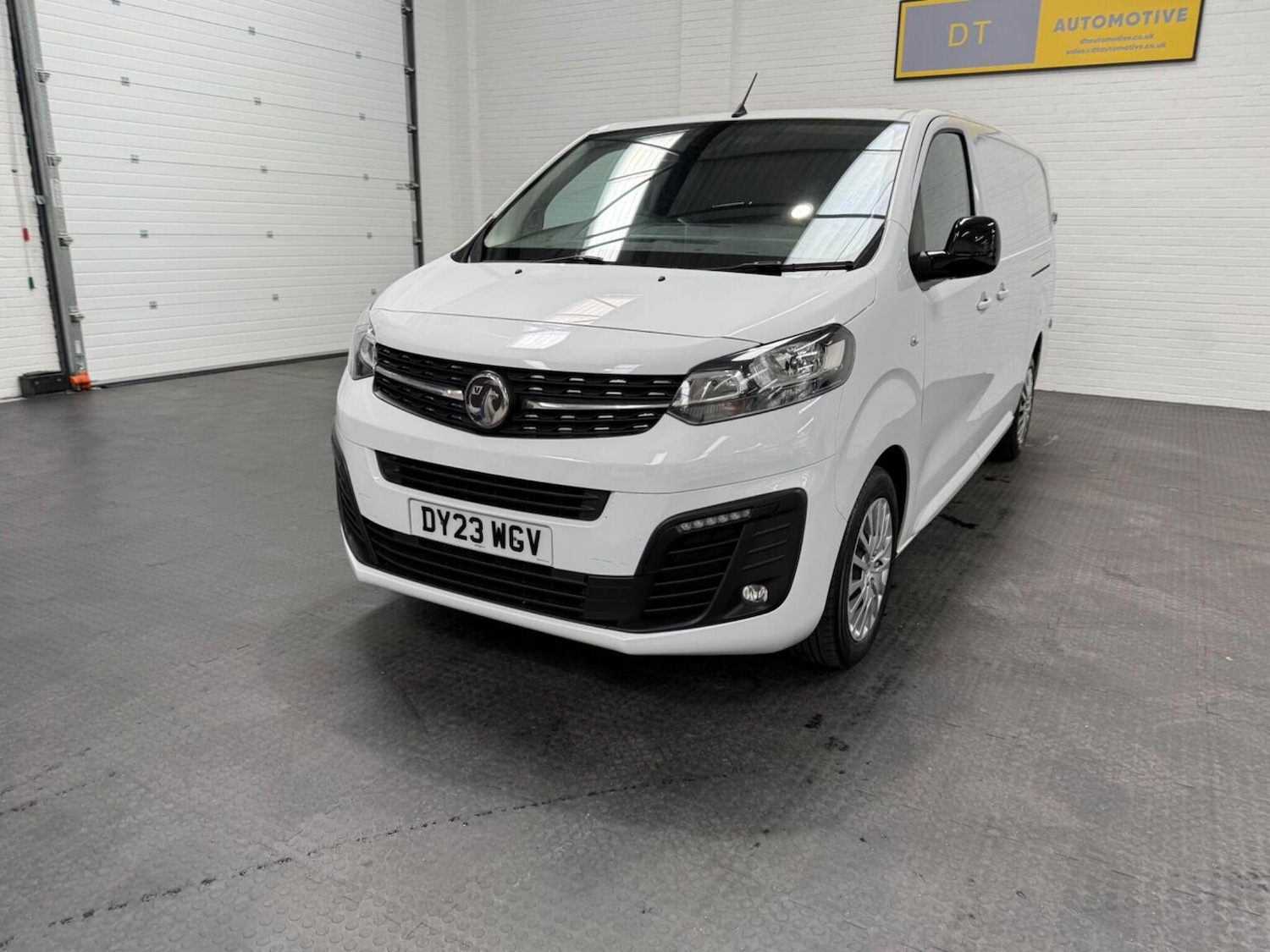 Used Vauxhall Vivaro 2023 for sale - 78102319: Photo 30