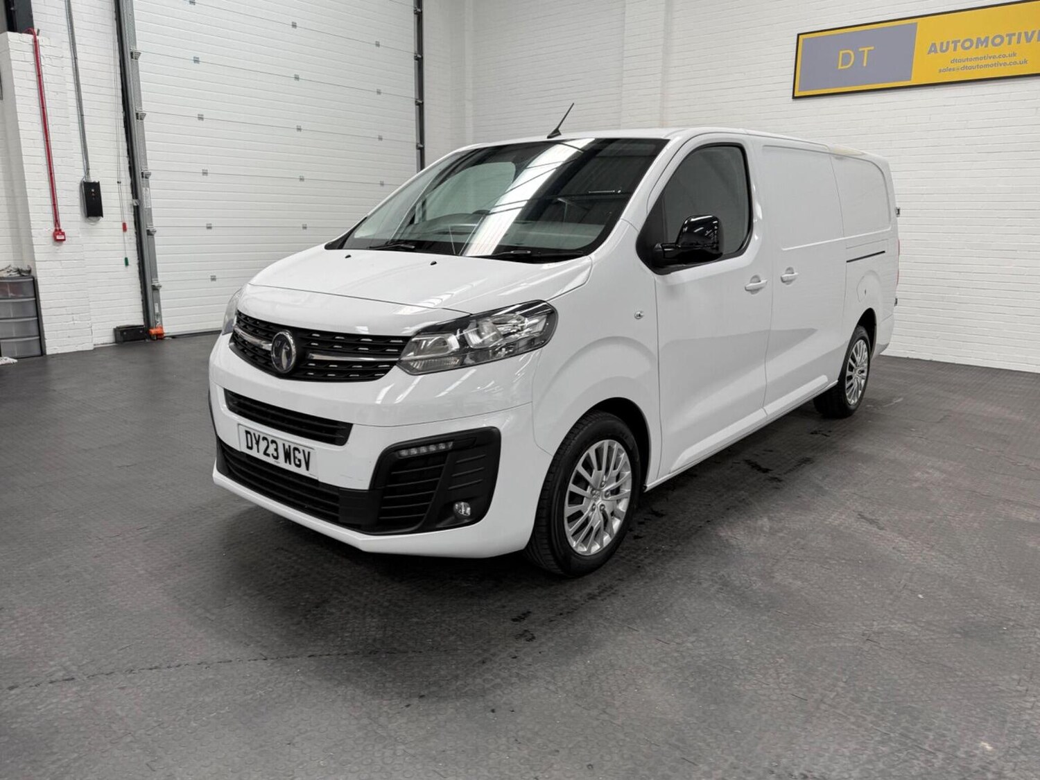 Used Vauxhall Vivaro 2023 for sale - 78102319: Photo 31