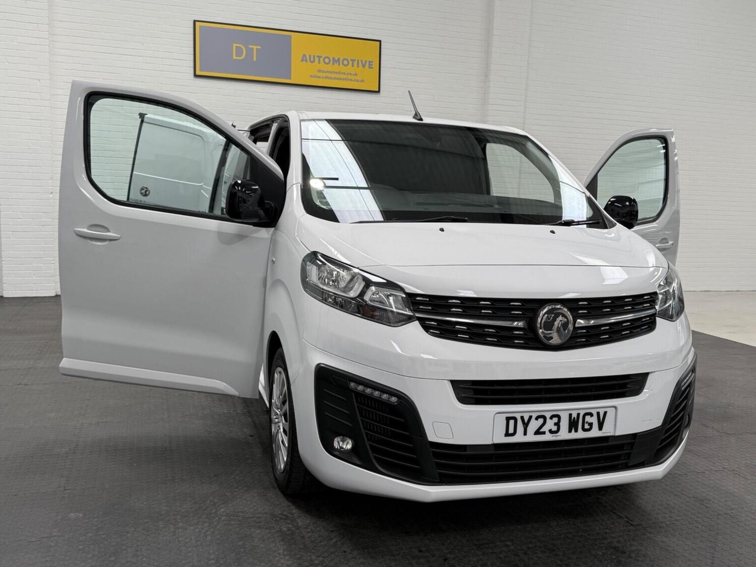 Used Vauxhall Vivaro 2023 for sale - 78102319: Photo 34