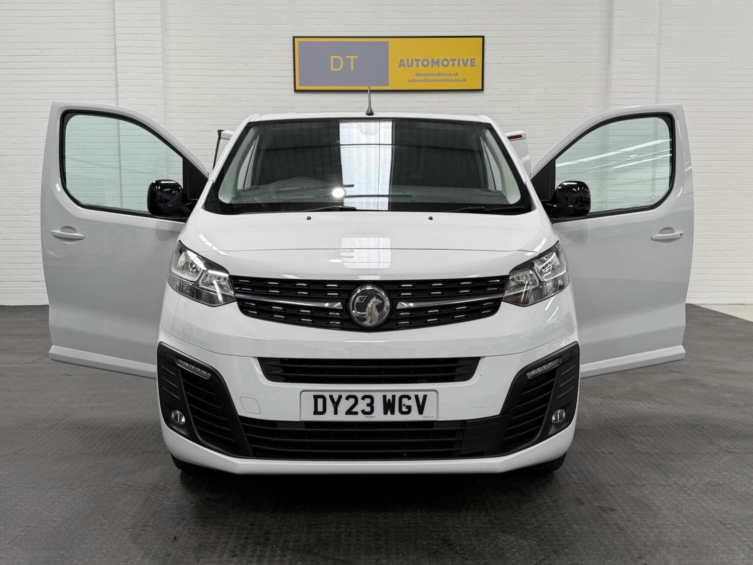 Used Vauxhall Vivaro 2023 for sale - 78102319: Photo 35