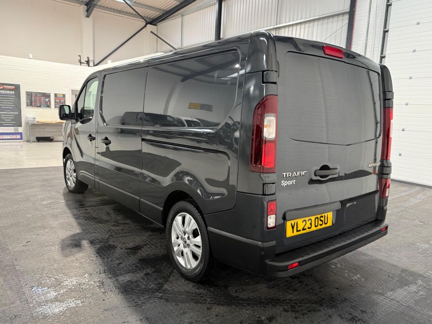 Used Renault Trafic 2023 for sale - 78102321: Photo 18