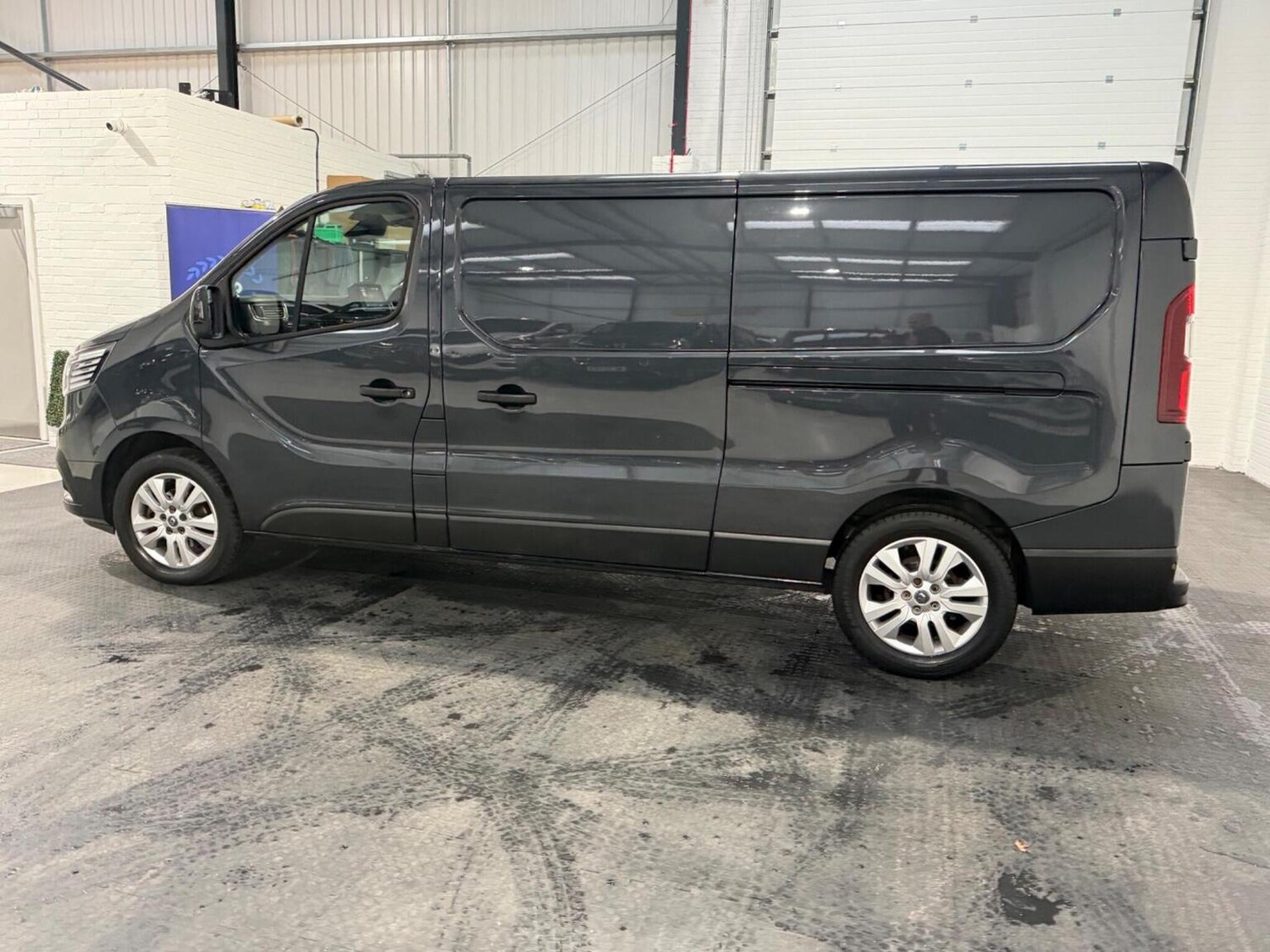 Used Renault Trafic 2023 for sale - 78102321: Photo 21