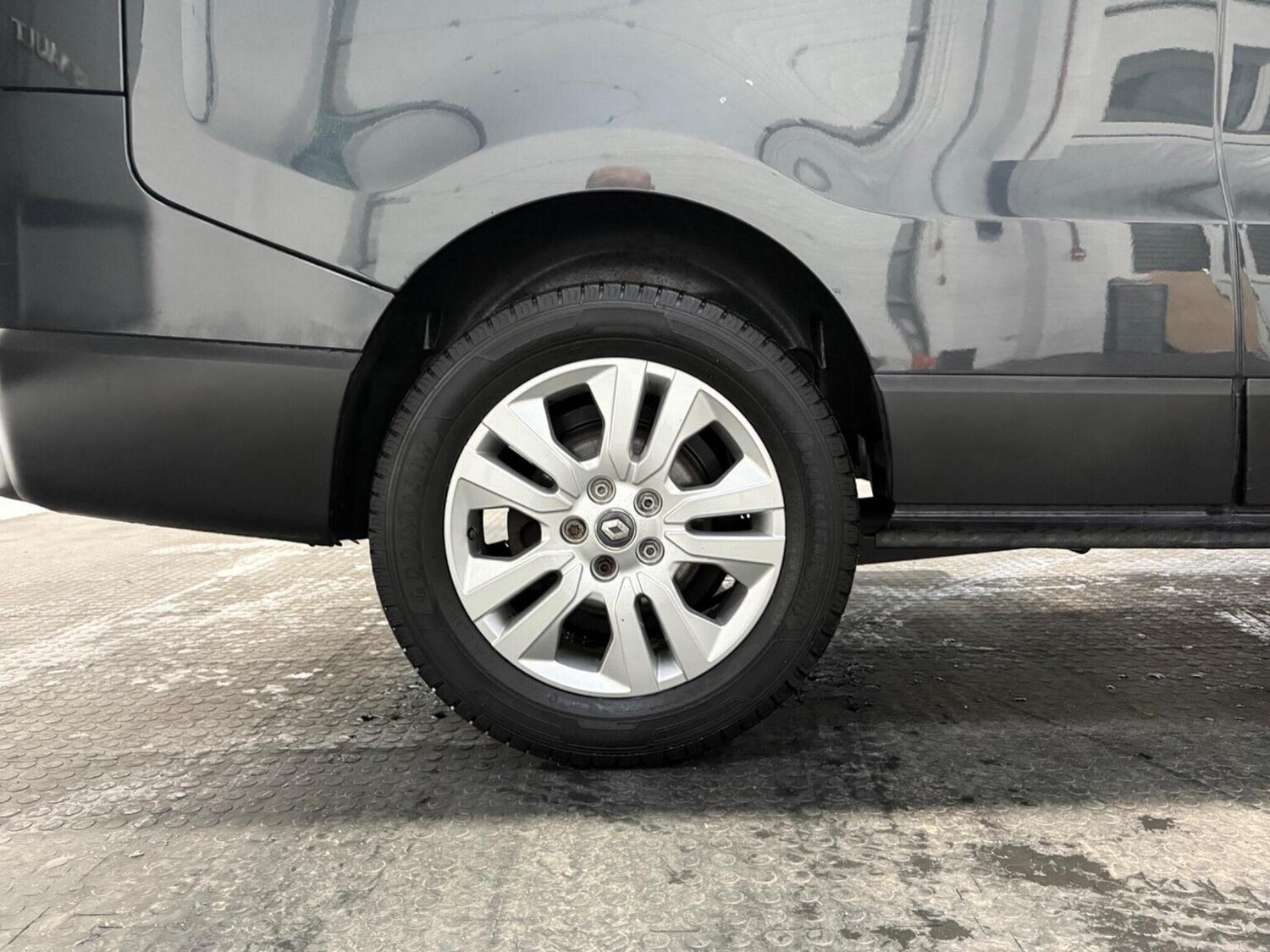 Used Renault Trafic 2023 for sale - 78102321: Photo 35