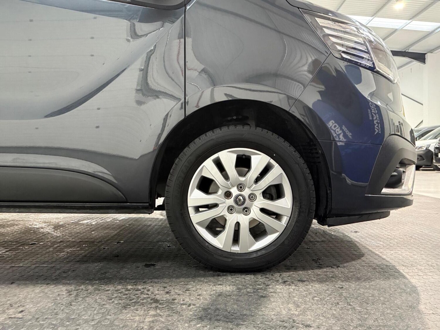 Used Renault Trafic 2023 for sale - 78102321: Photo 36