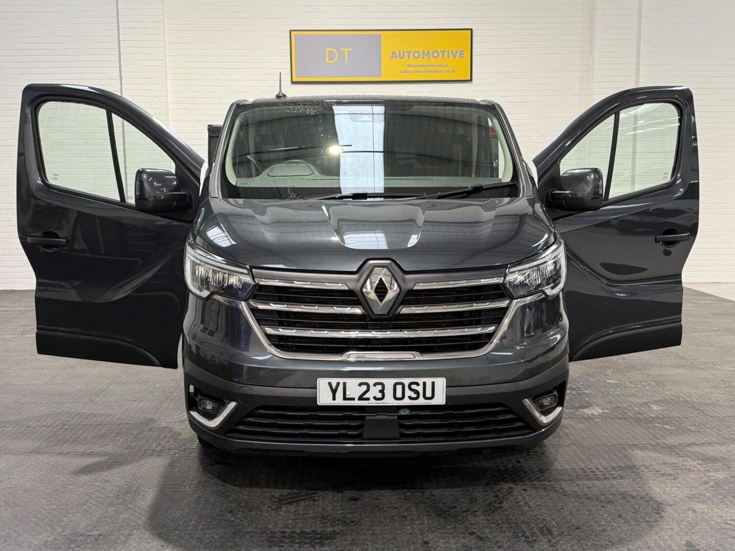 Used Renault Trafic 2023 for sale - 78102321: Photo 38