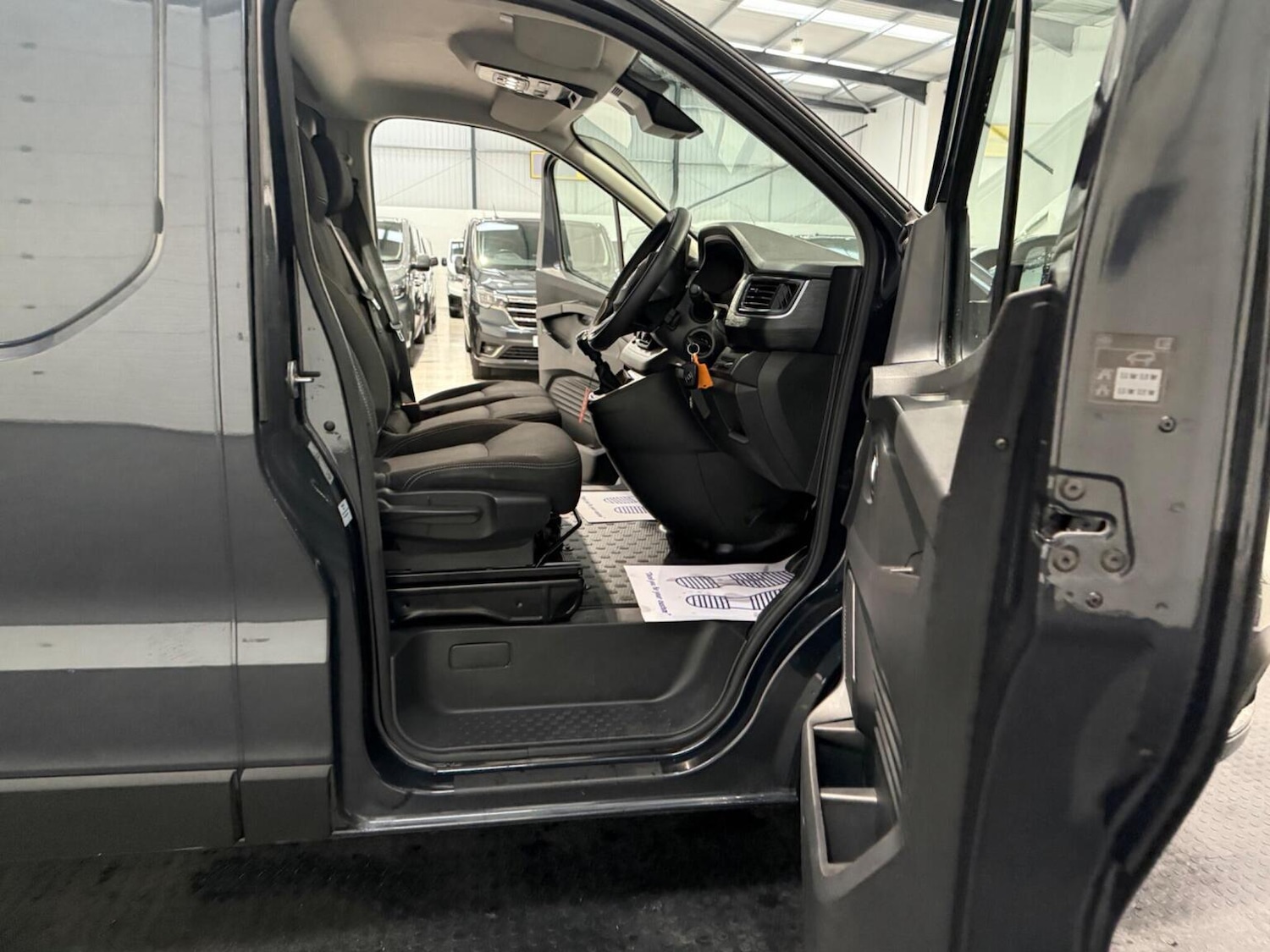 Used Renault Trafic 2023 for sale - 78102321: Photo 46