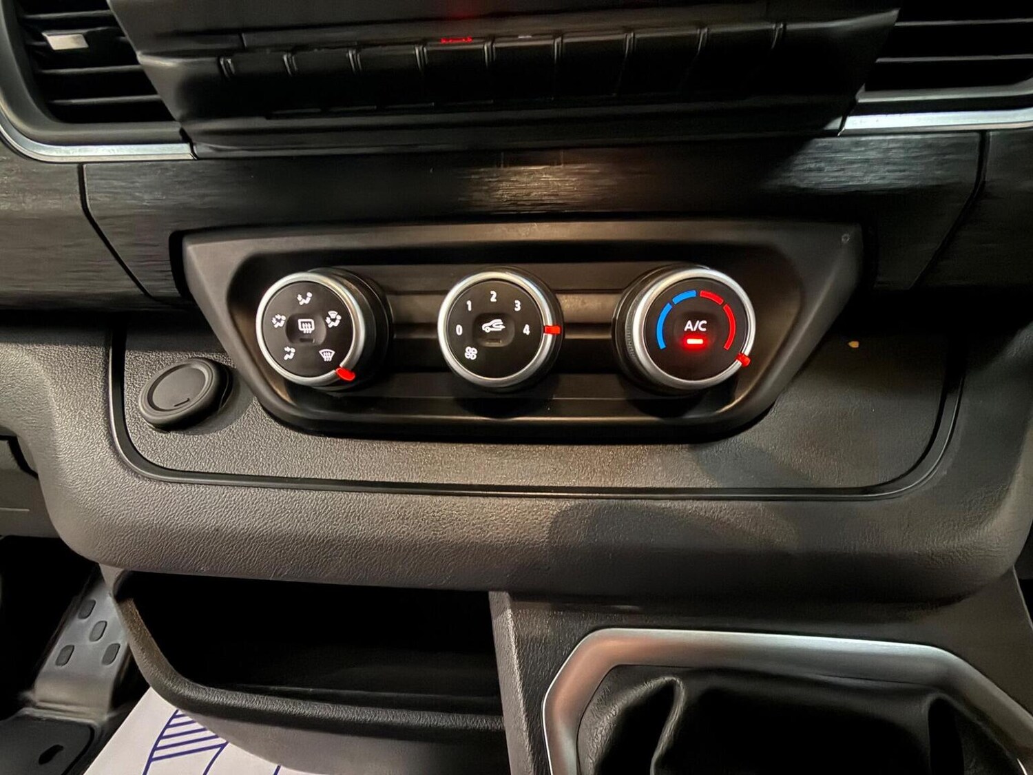 Used Renault Trafic 2023 for sale - 78102321: Photo 51