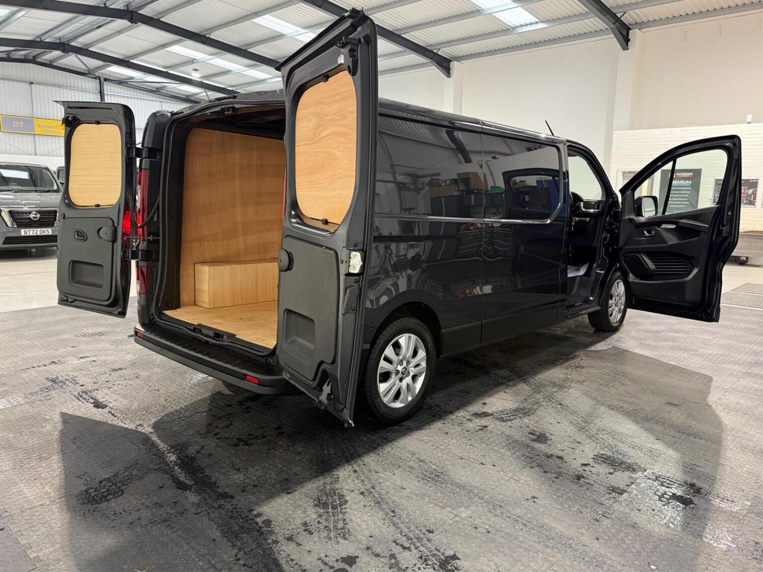 Used Renault Trafic 2023 for sale - 78102321: Photo 68