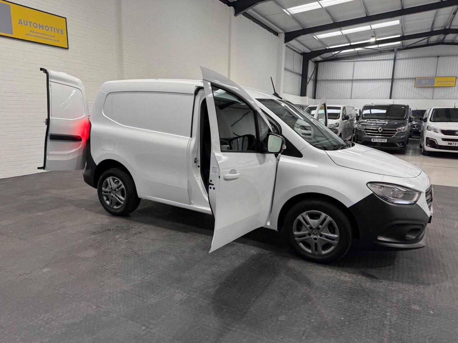 Used Mercedes-Benz Citan 2023 for sale - 78102318: Photo 31