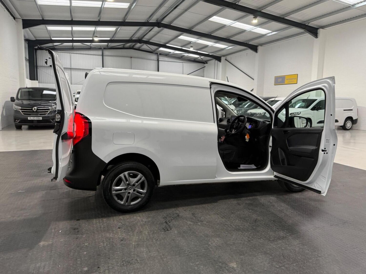 Used Mercedes-Benz Citan 2023 for sale - 78102318: Photo 61