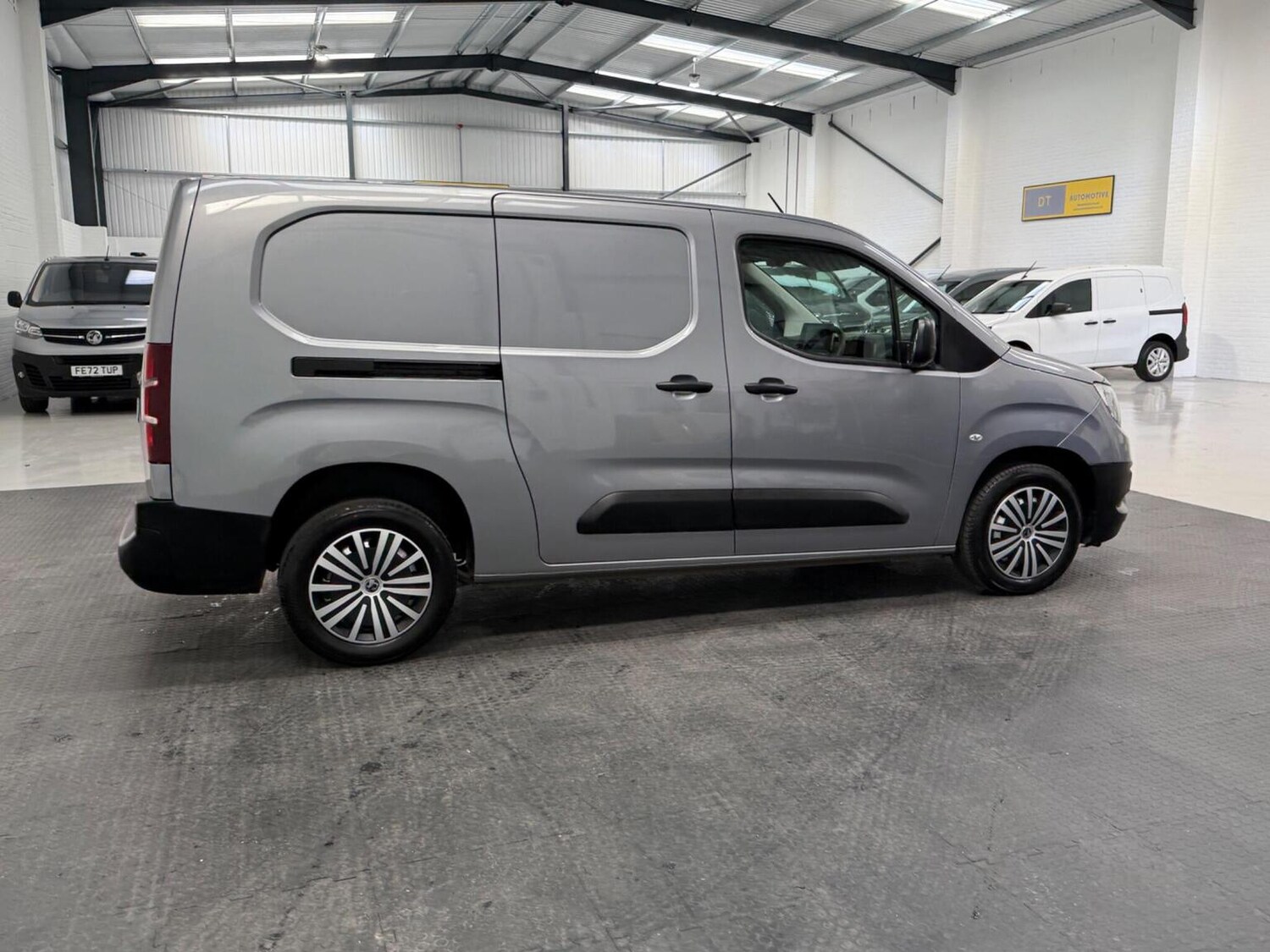 Used Vauxhall Combo 2023 for sale - 78102326: Photo 11