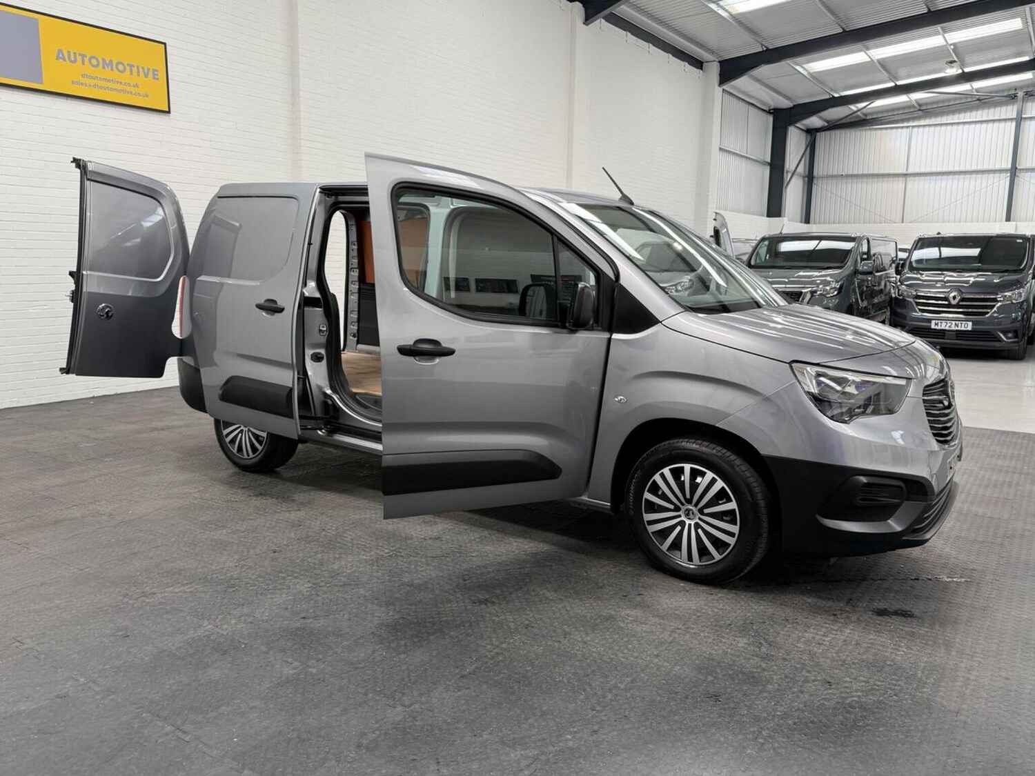 Used Vauxhall Combo 2023 for sale - 78102326: Photo 39