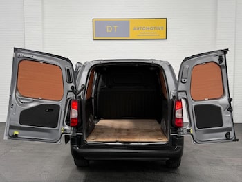 Used Vauxhall Combo 2023 for sale - 78102326: Photo