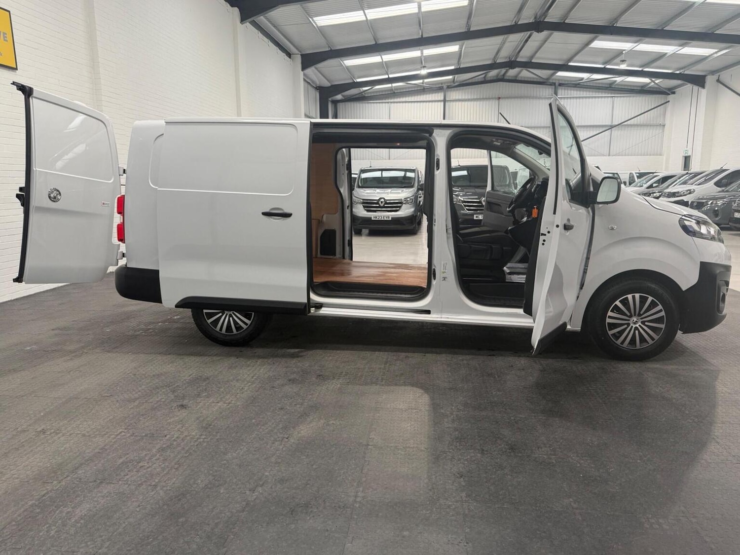 Used Vauxhall Vivaro 2023 for sale - 78102333: Photo 40