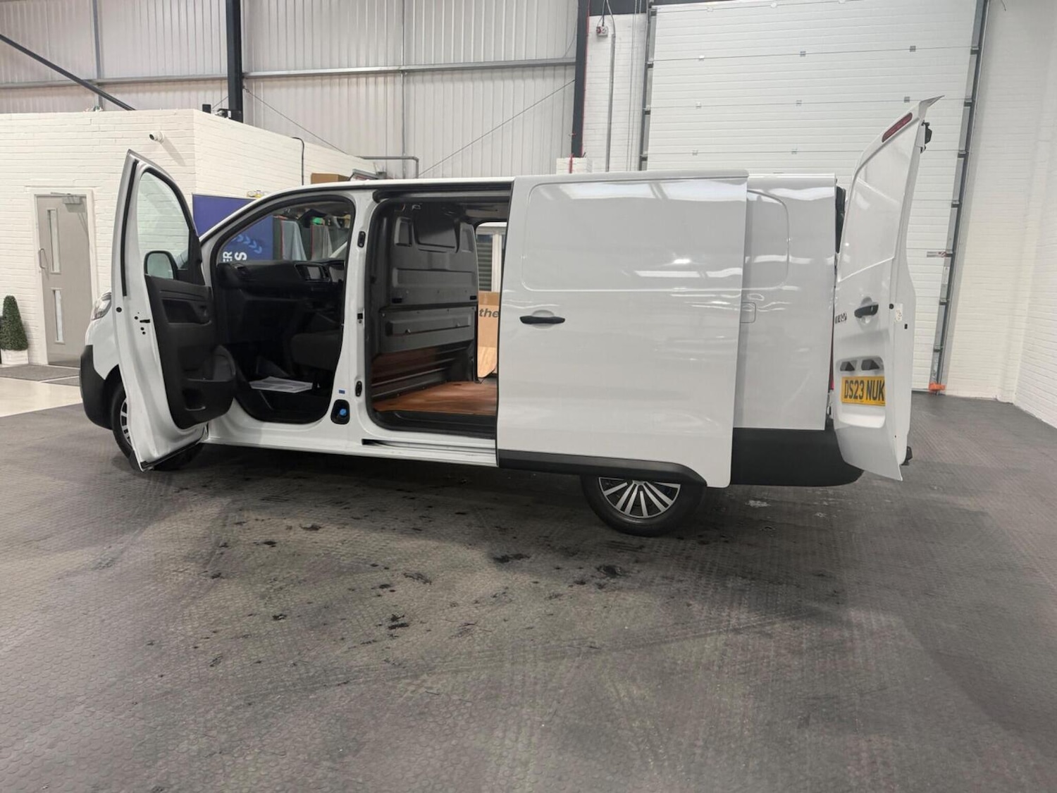 Used Vauxhall Vivaro 2023 for sale - 78102333: Photo 70