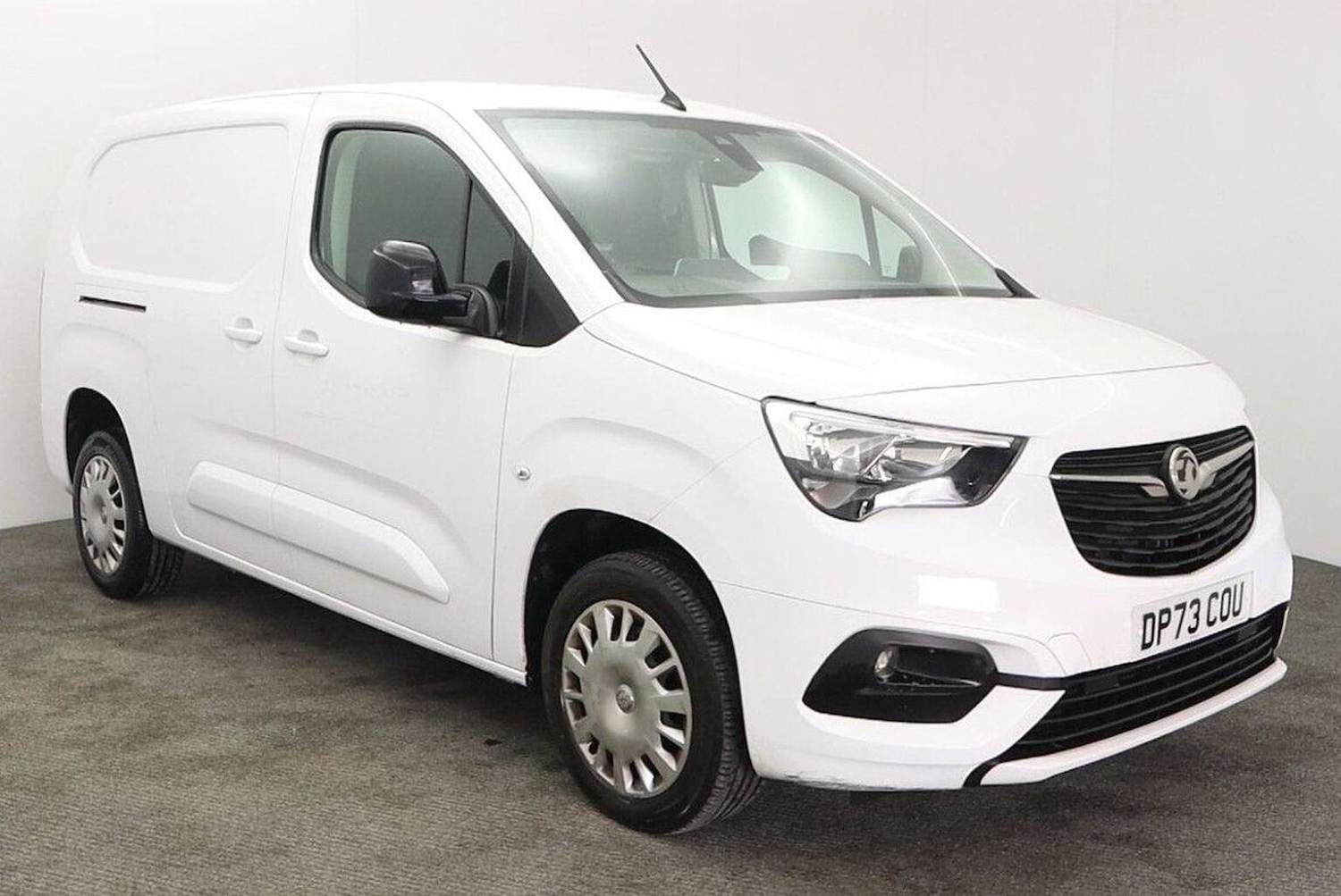 Used Vauxhall Combo 2023 for sale - 78183016: Photo 1