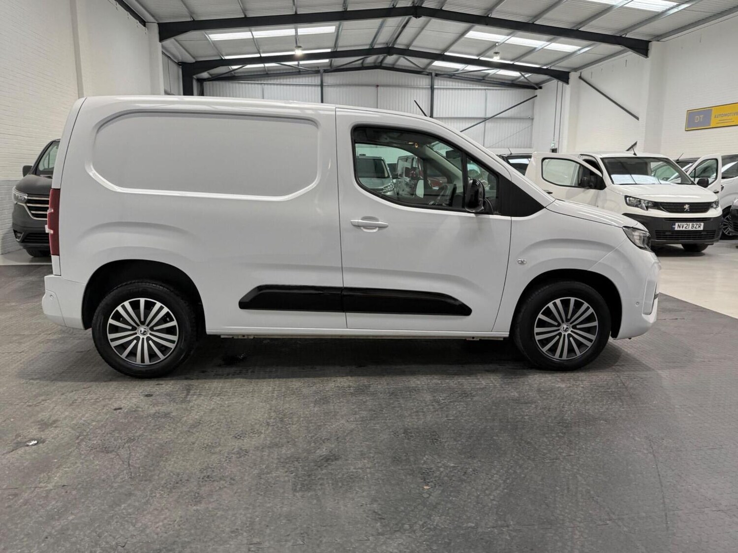 Used Vauxhall Combo 2024 for sale - 78102340: Photo 10