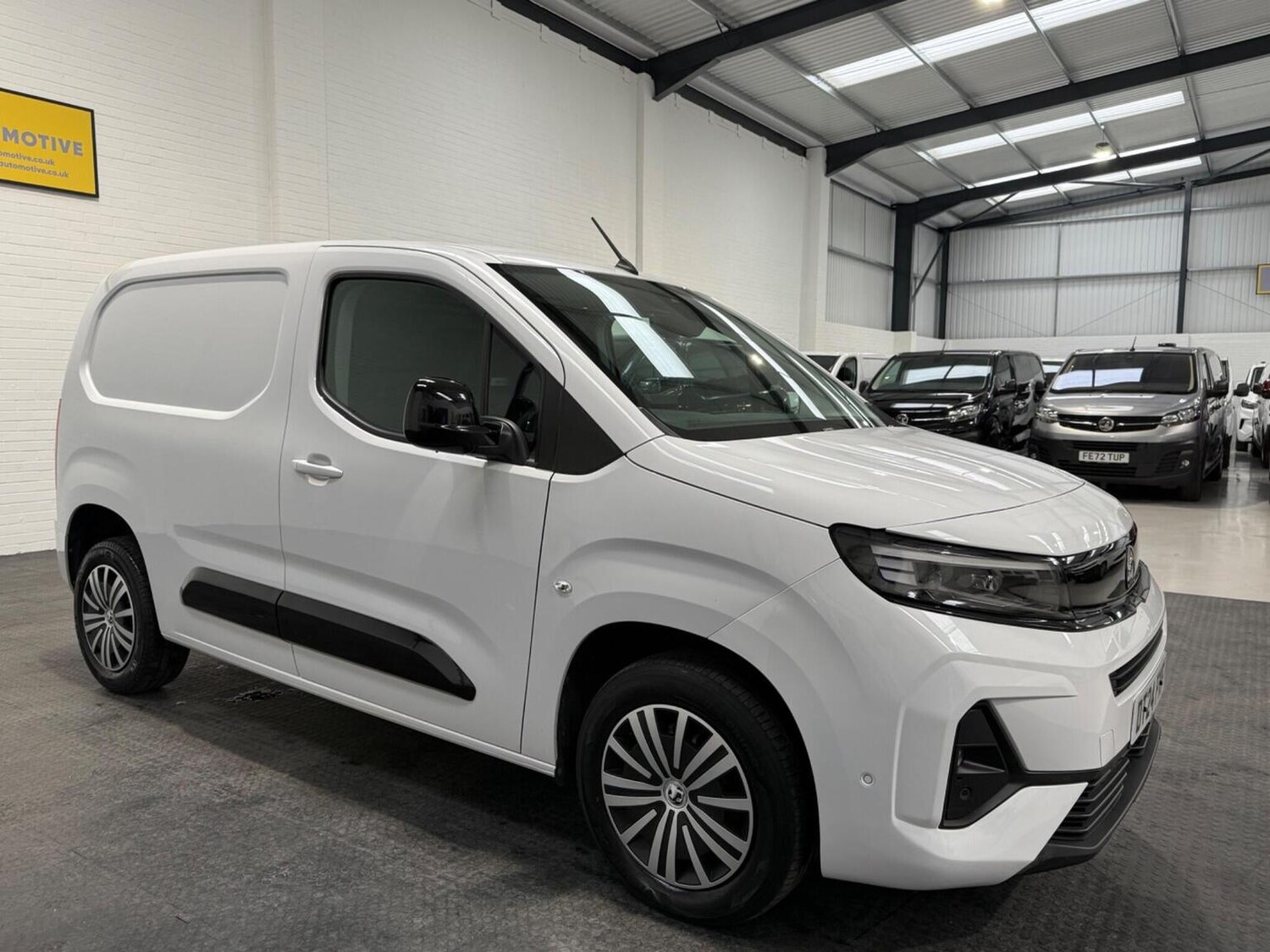 Used Vauxhall Combo 2024 for sale - 78102340: Photo 6