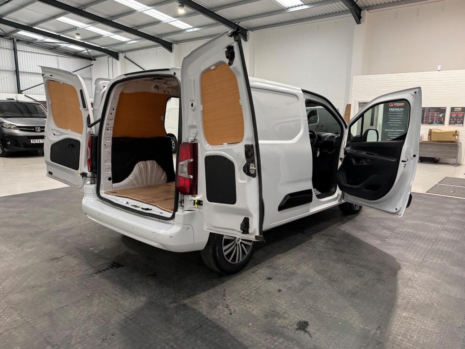 Used Vauxhall Combo 2024 for sale - 78102340: Photo 65