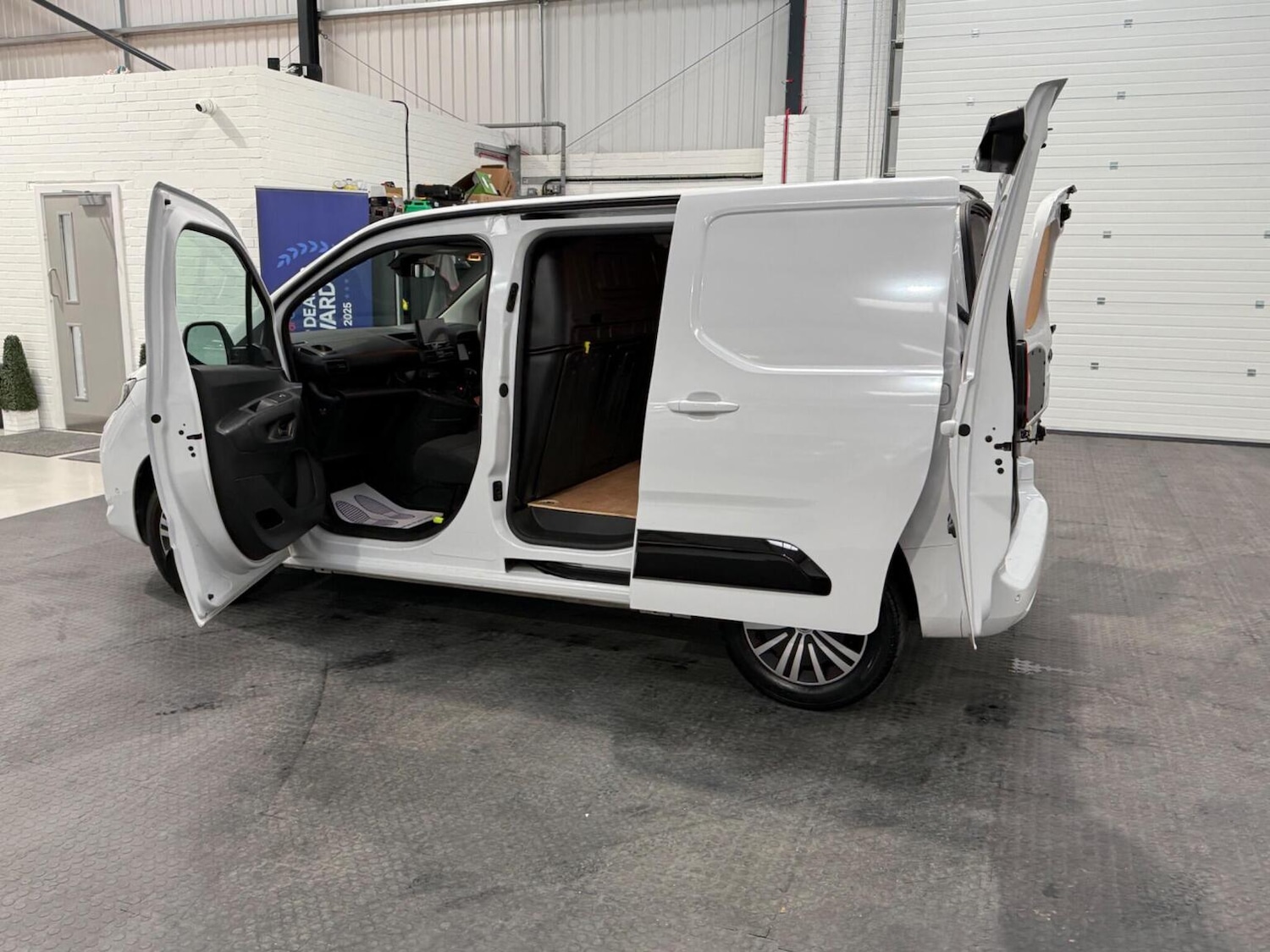 Used Vauxhall Combo 2024 for sale - 78102340: Photo 81