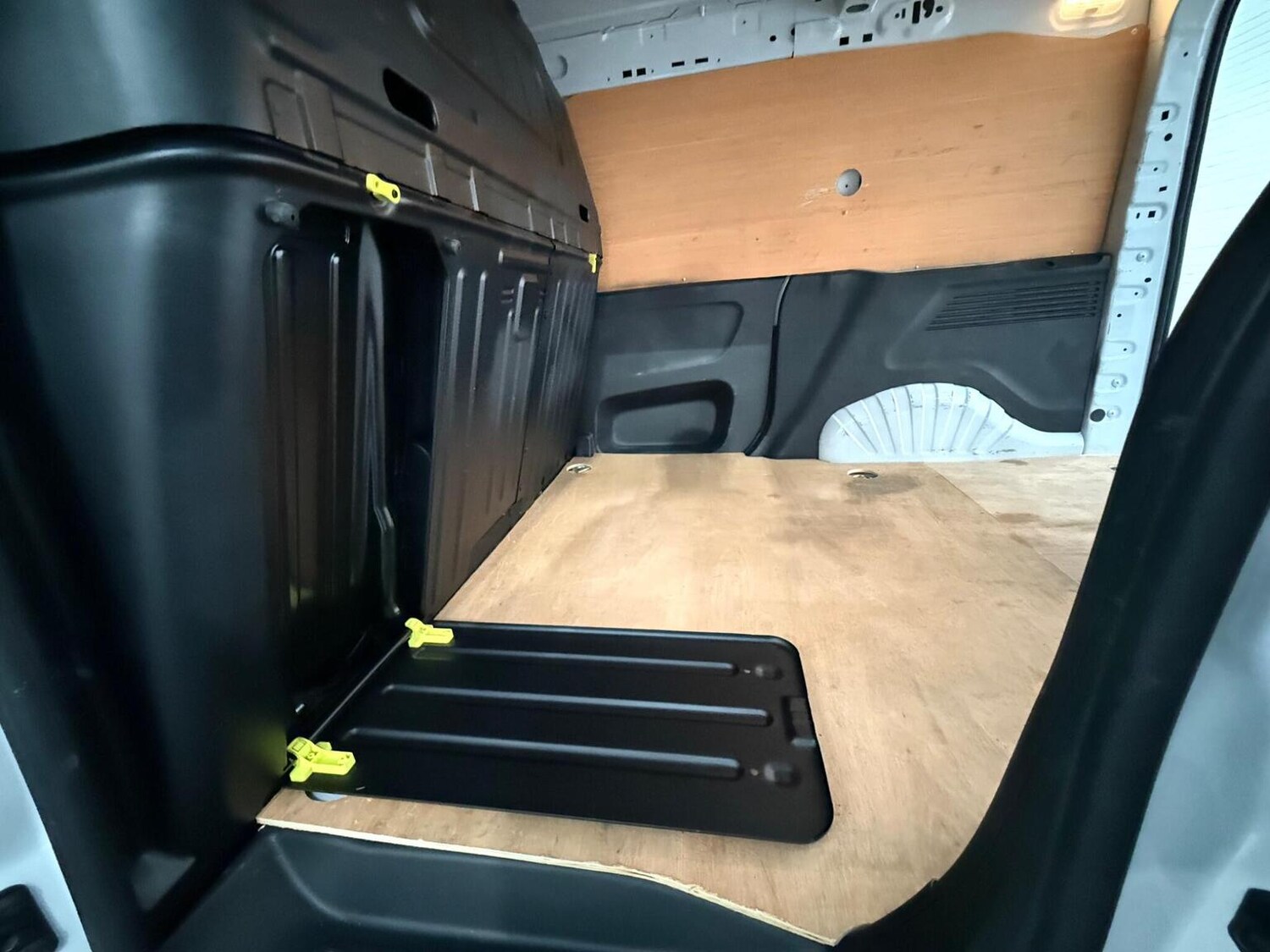 Used Vauxhall Combo 2024 for sale - 78102340: Photo 89