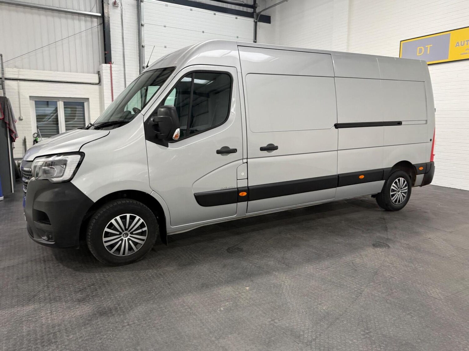 Used Renault Master 2023 for sale - 78102322: Photo 24