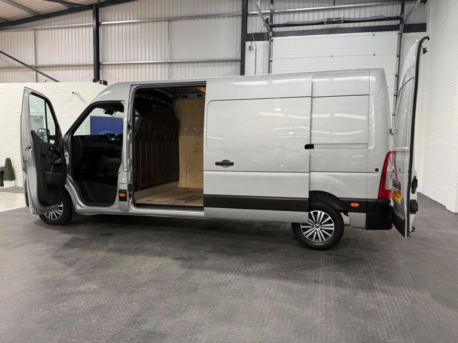 Used Renault Master 2023 for sale - 78102322: Photo 59