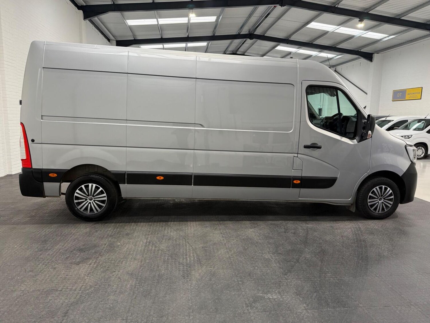 Used Renault Master 2023 for sale - 78102322: Photo 6
