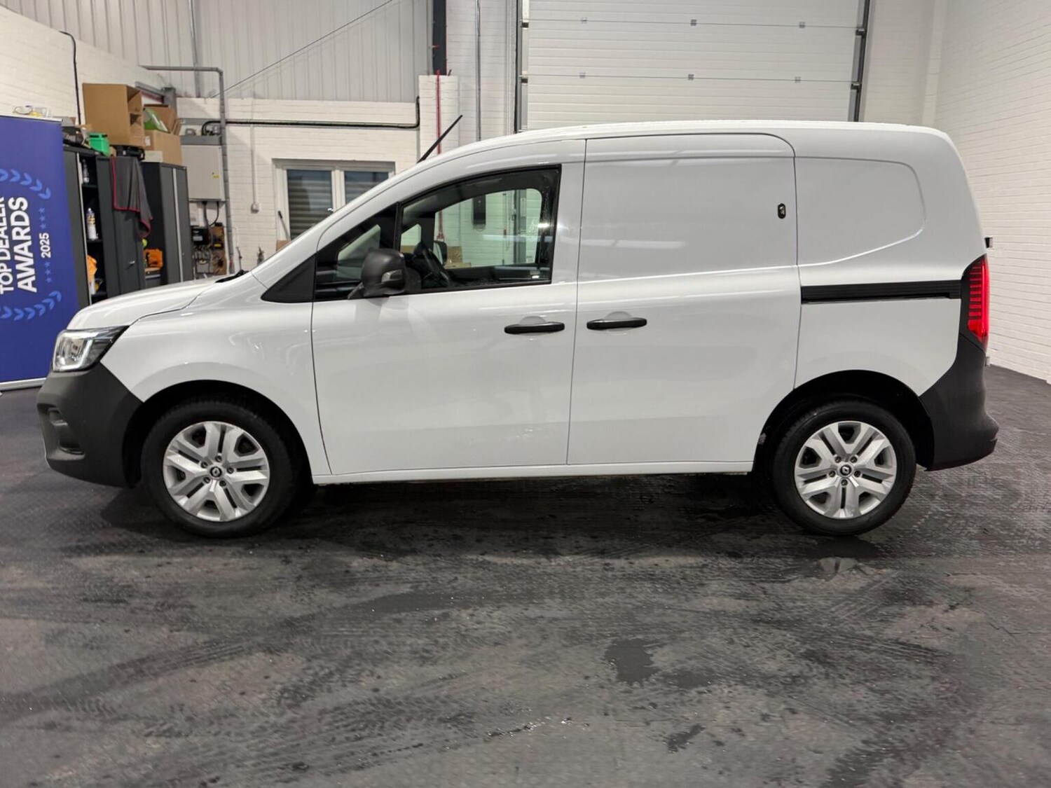 Used Renault Kangoo 2023 for sale - 78102332: Photo 24