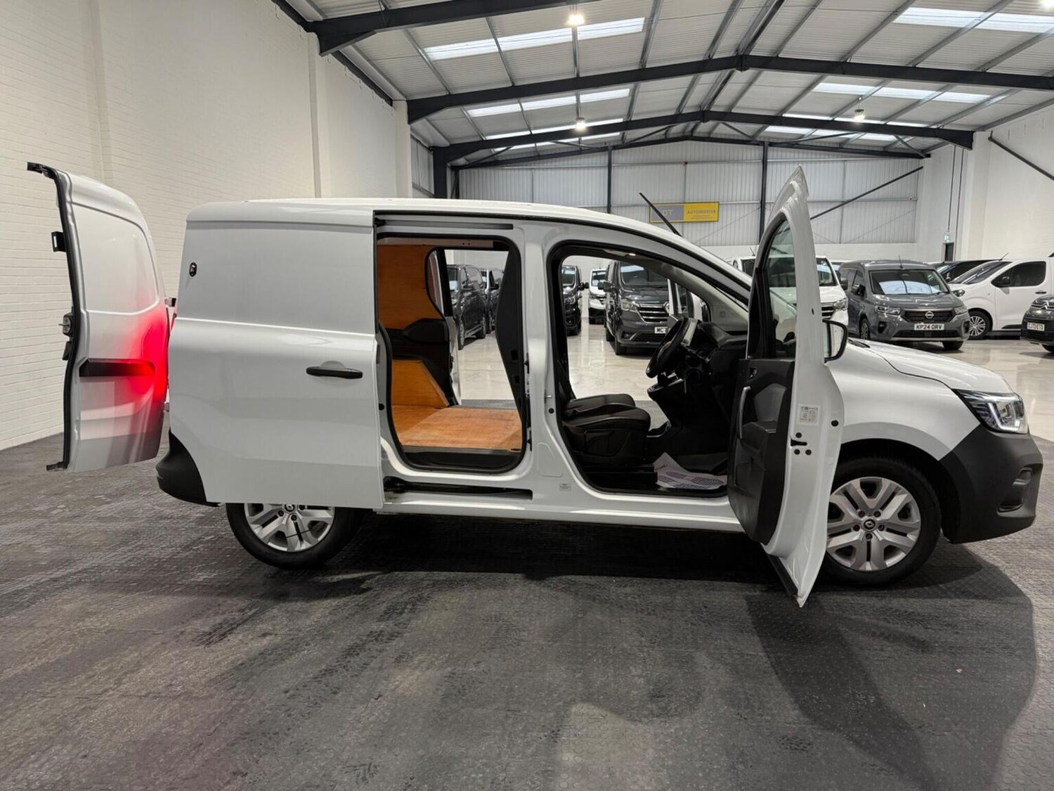 Used Renault Kangoo 2023 for sale - 78102332: Photo 35