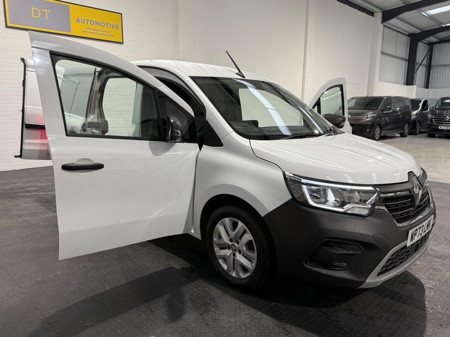 Used Renault Kangoo 2023 for sale - 78102332: Photo 38