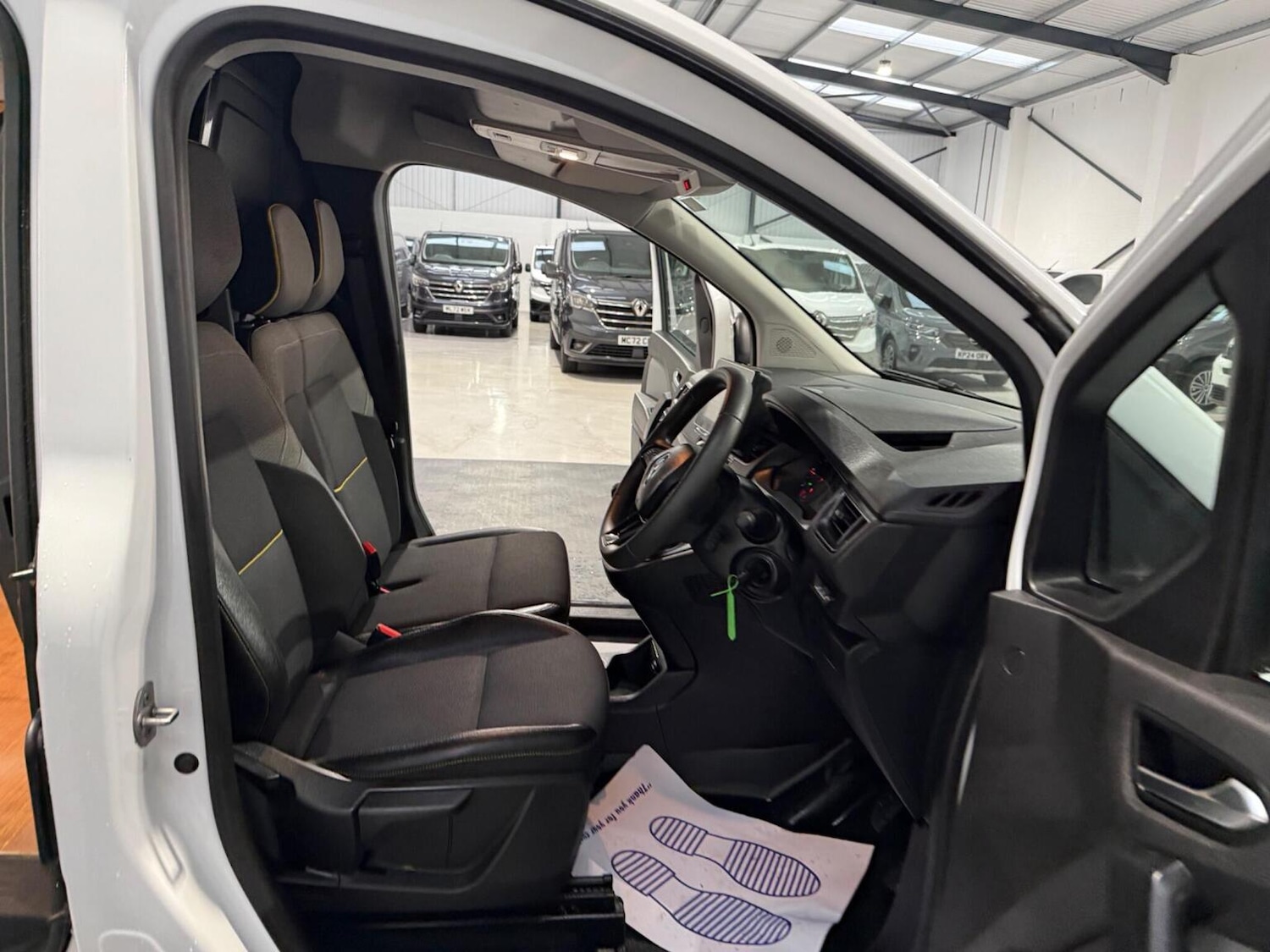 Used Renault Kangoo 2023 for sale - 78102332: Photo 40